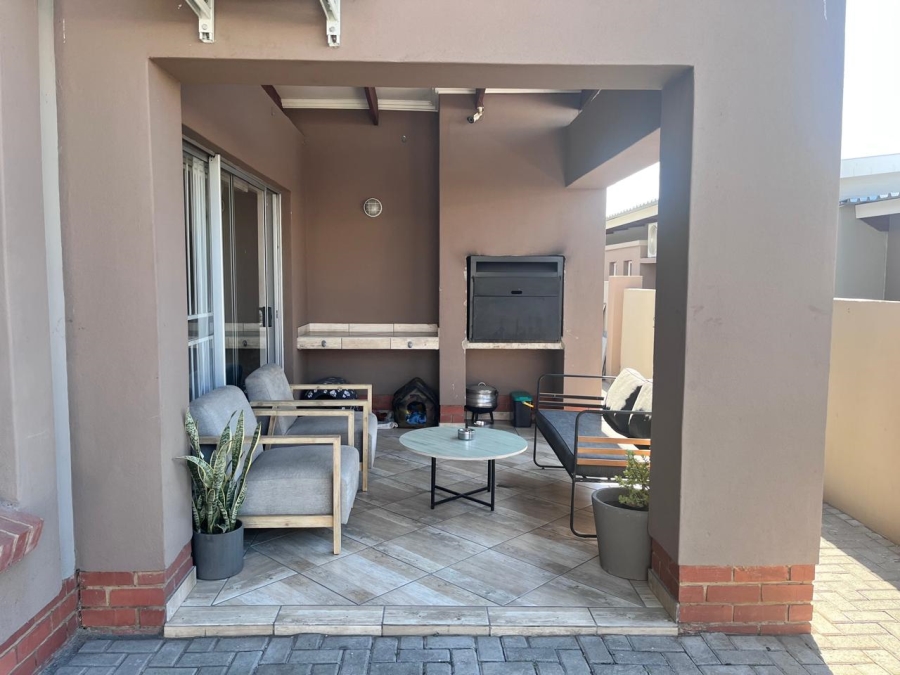 3 Bedroom Property for Sale in Waterval East North West